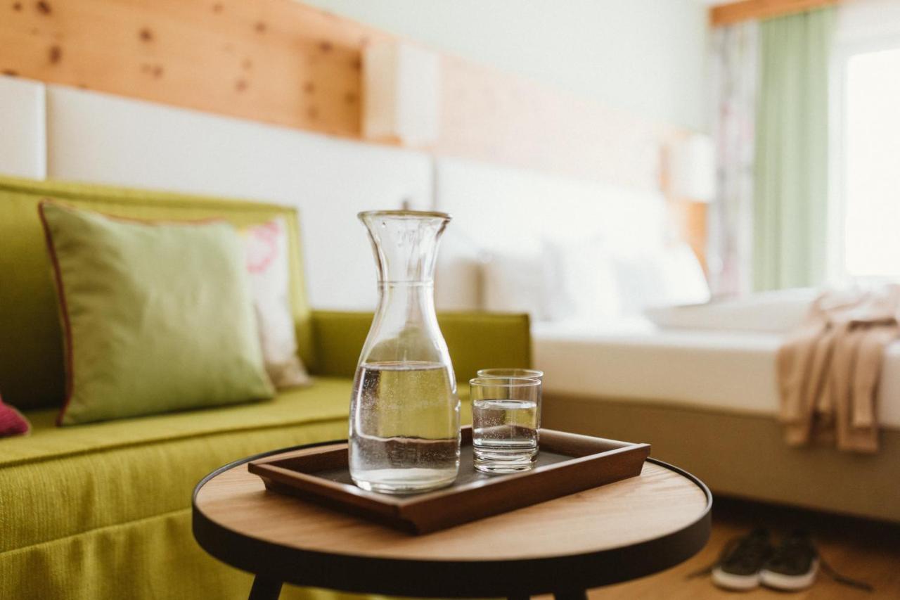 Gartenhotel Linde 4 Sterne Superior Ried im Oberinntal Dış mekan fotoğraf